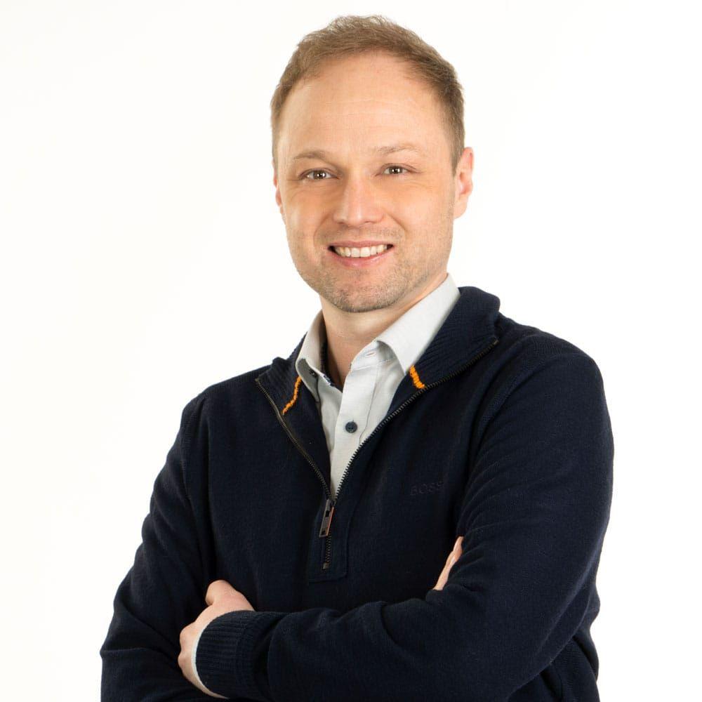 Dominik_Hummel_03.jpg